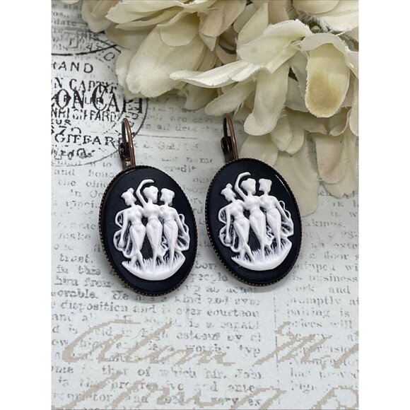 3 Graces Muse Muses Dancer Black White Rose Gold Setting Earrings Cameo Birthday - Picture 4 of 12